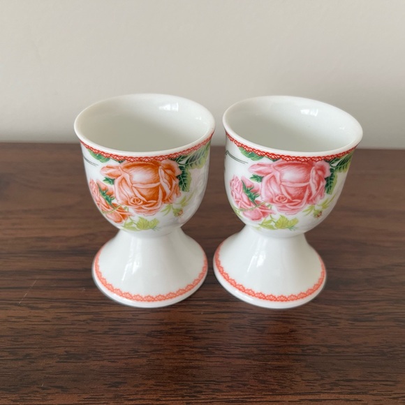MEVIS LINE Floral Rose Soft Boiled Egg Cups Porcelain Set Of 2 cottage Shabby - Picture 3 of 13